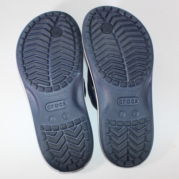 CROCS Boys Girls Juniors Navy Blue Flip Flop Slip On Slide Flop Sandals Size 2 - Picture 8 of 9